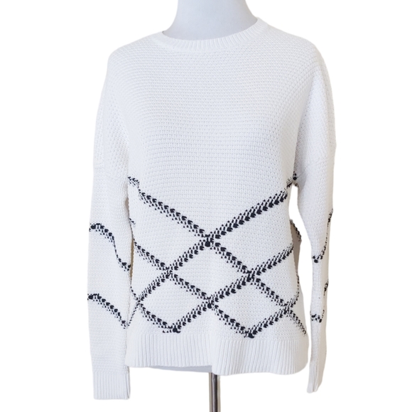 Vince White & Black Striped Cotton Long Sleeve Textured Knit Pull Over Sweater - Picture 5 of 13